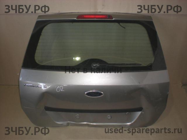 Ford Fusion Дверь багажника со стеклом