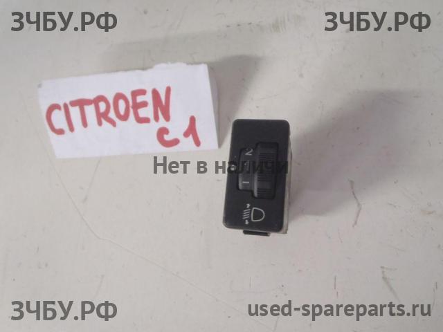Citroen C1 (1) Кнопка управления светом фар