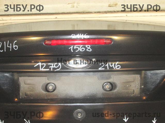 Ford Focus 1 Накладка на крышку багажника