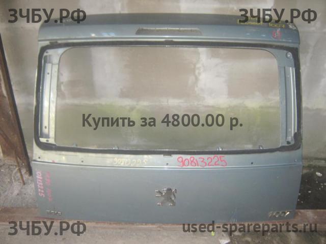 Peugeot 1007 Дверь багажника
