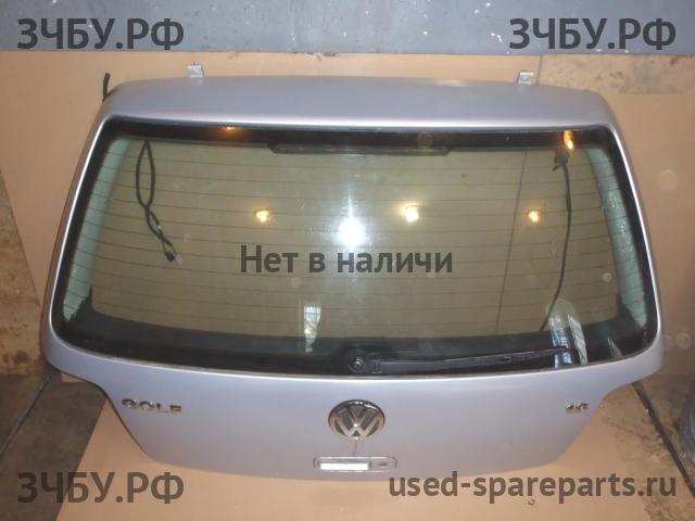 Volkswagen Golf 4 Дверь багажника со стеклом