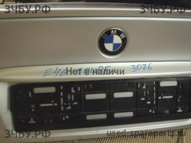 BMW 3-series E46 Накладка на крышку багажника