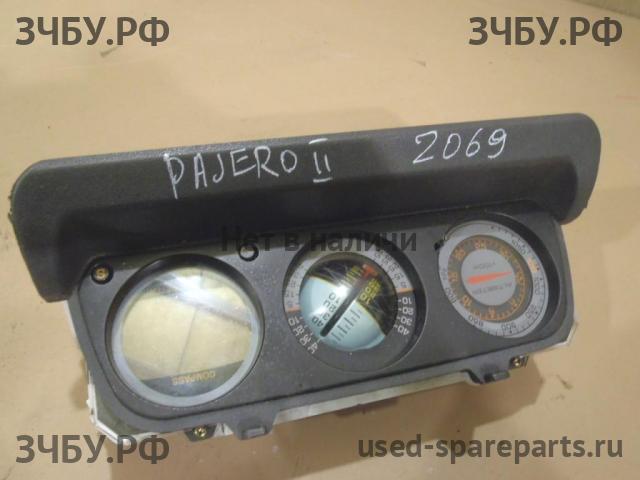 Mitsubishi Pajero/Montero 2 Панель приборов