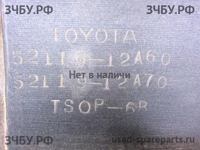 Toyota Corolla (E14 - E15) Бампер передний