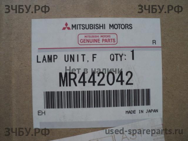 Mitsubishi Pajero Pinin (H60) ПТФ правая
