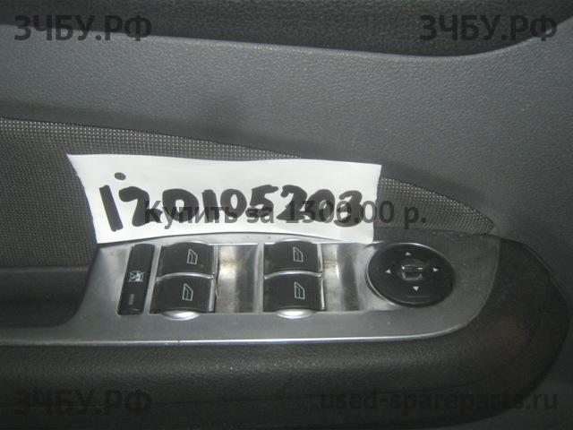 Ford Focus 2 (рестайлинг) Кнопка стеклоподъемника передняя левая (блок)